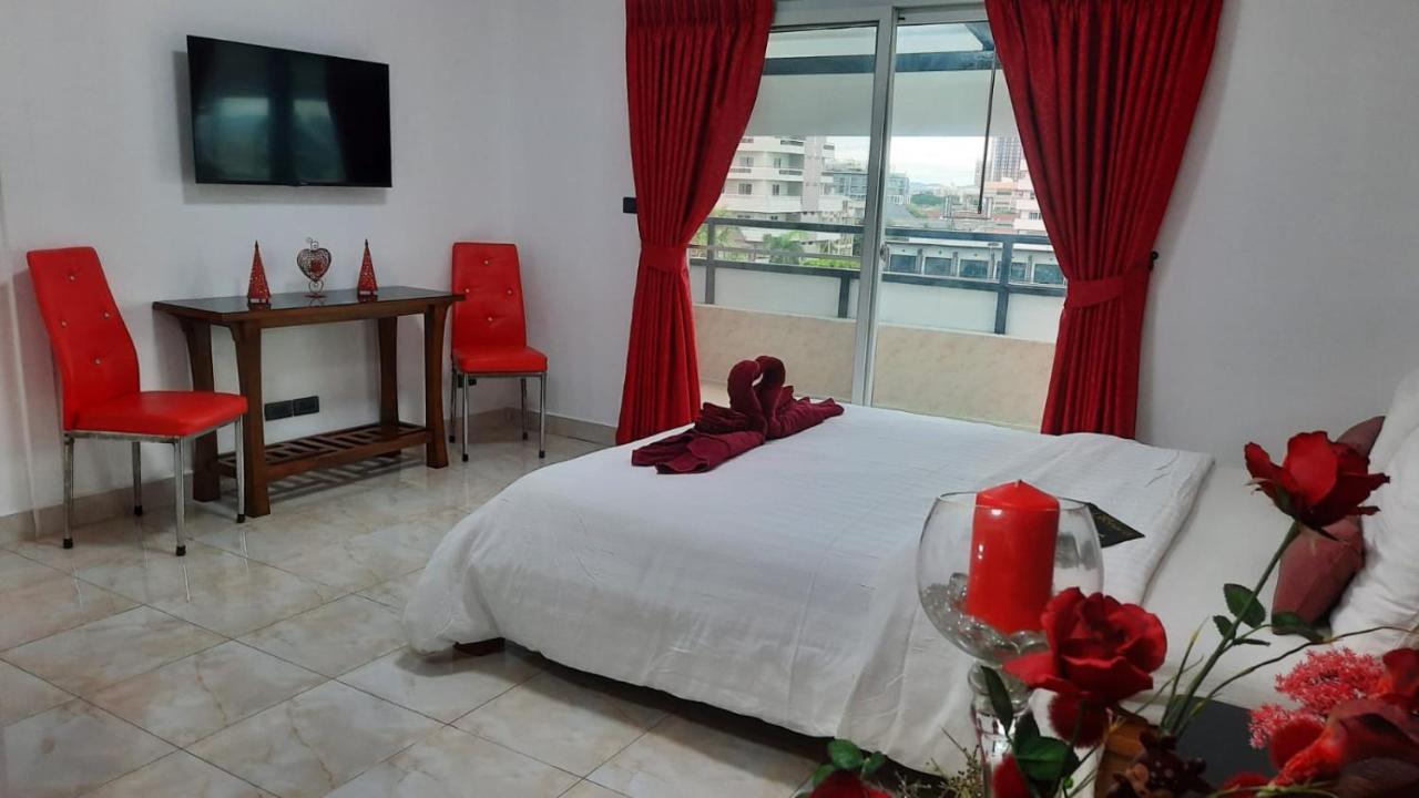 Happy Beach Jomtien Guesthouse Екстер'єр фото