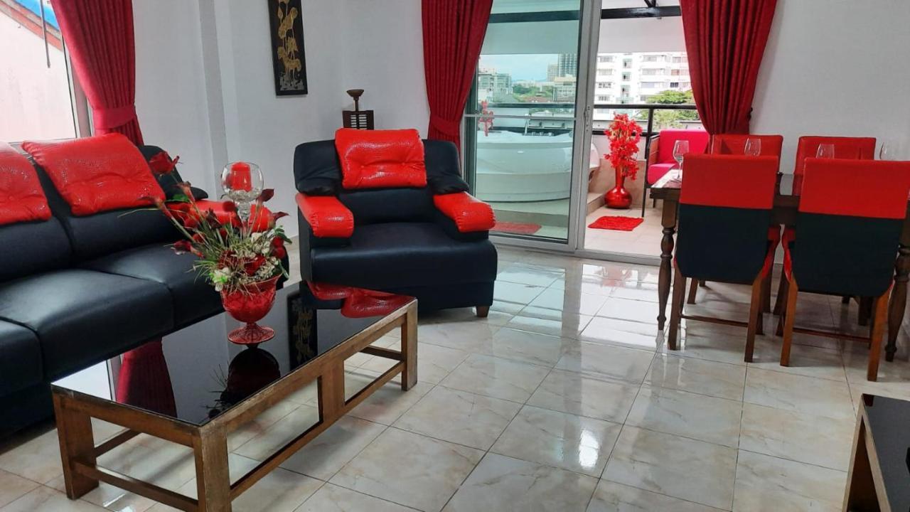 Happy Beach Jomtien Guesthouse Екстер'єр фото