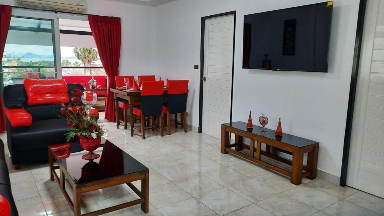 Happy Beach Jomtien Guesthouse Екстер'єр фото