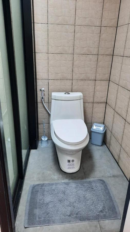 Happy Beach Jomtien Guesthouse Екстер'єр фото