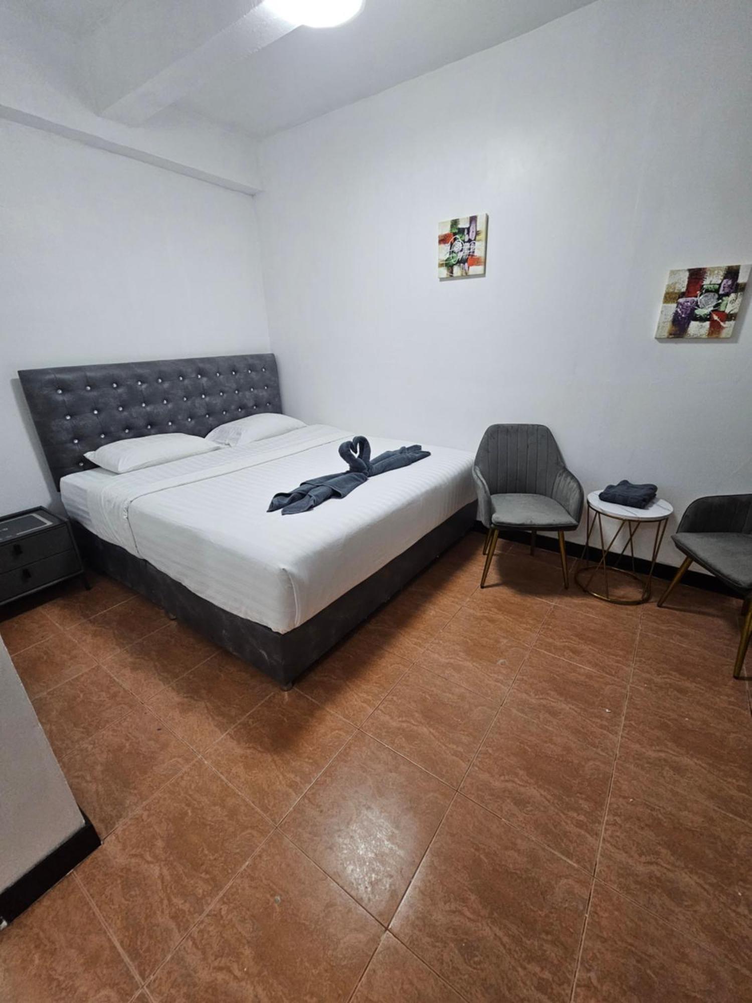 Happy Beach Jomtien Guesthouse Екстер'єр фото